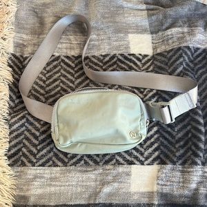Lulu Belt Bag 1L